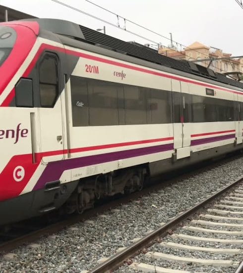 C1 train that serves Malaga to Fuengirola at a station